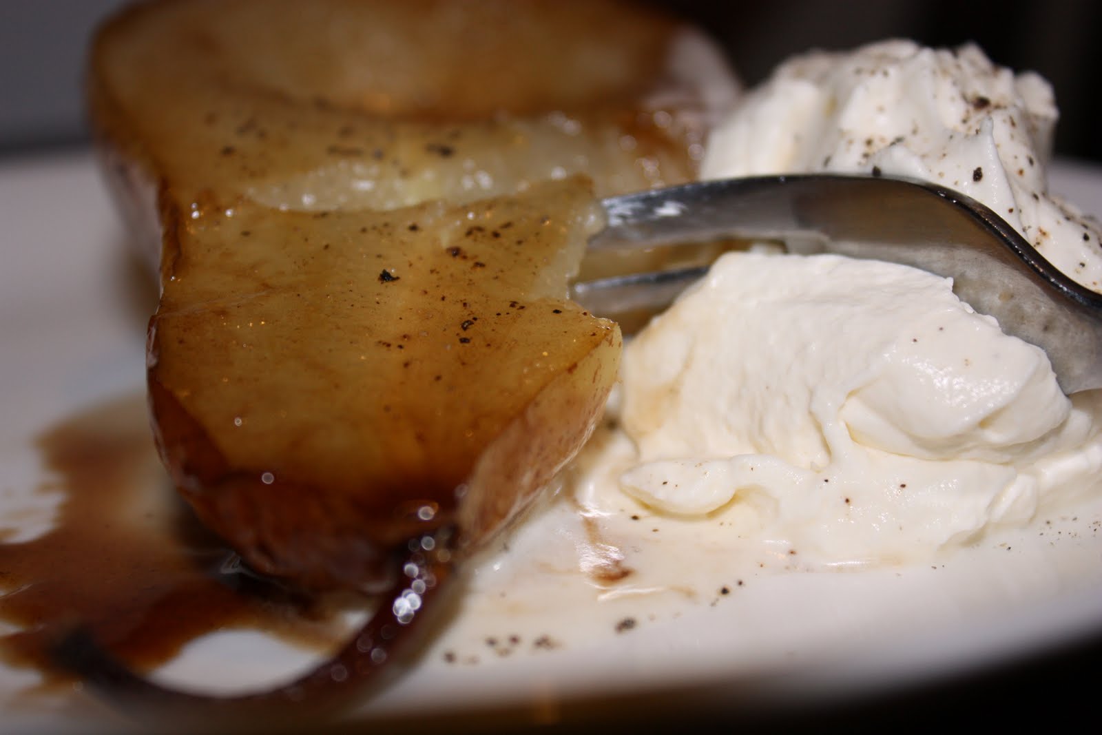 Nutrition as Nature Intended Balsamic Pears with Honey Black Pepper Cream