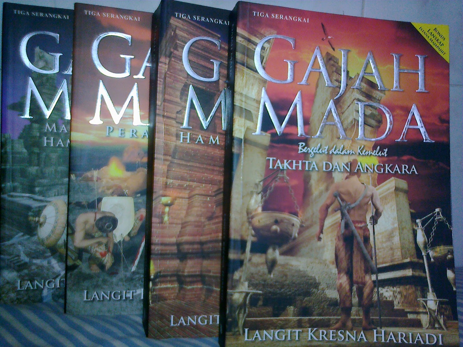 GAJAH MADA 4 LANGIT KRESNA PDF GAJAH MADA 4 LANGIT KRESNA PDF