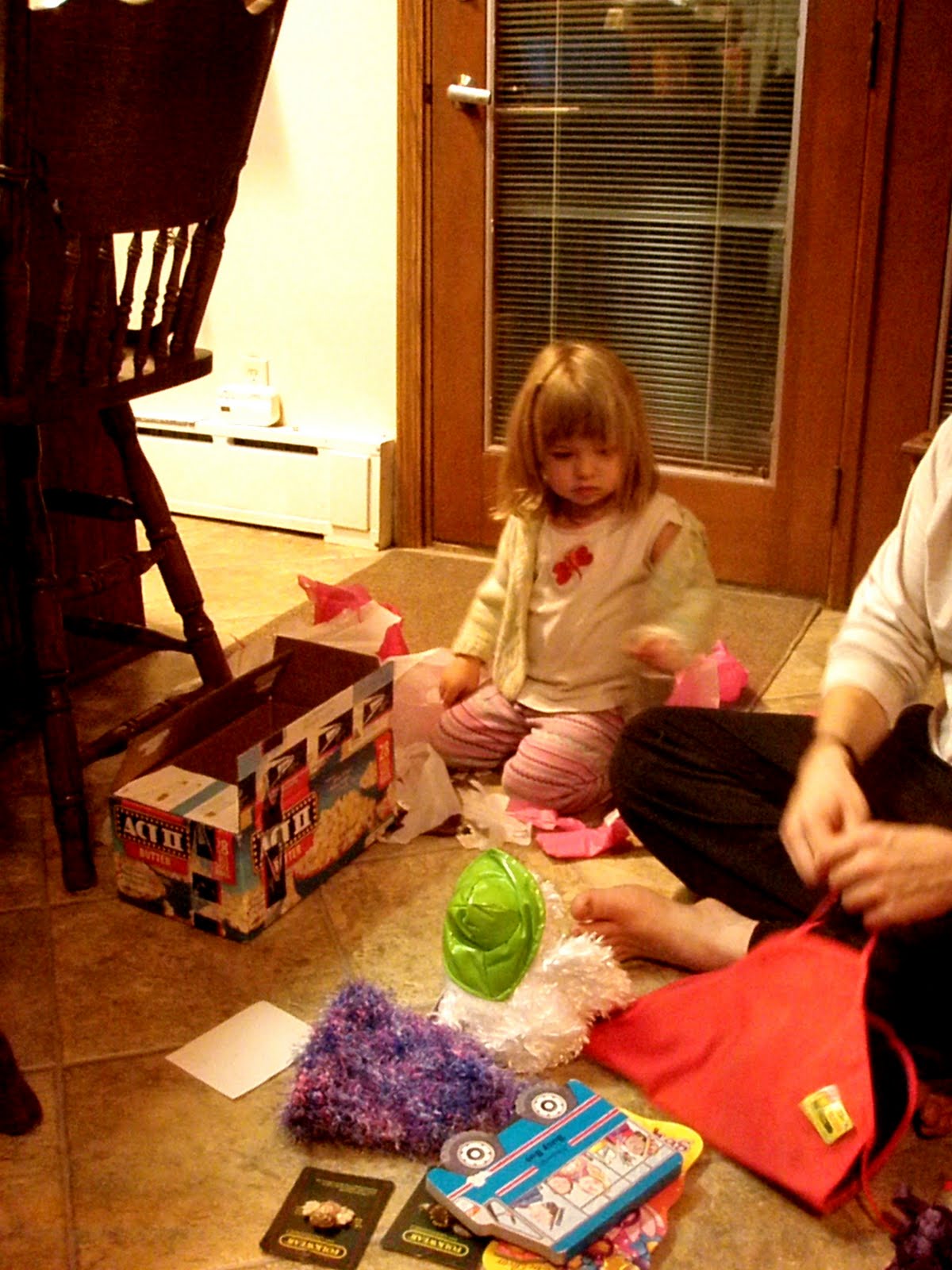 [opening+bonnies+presents2.JPG]