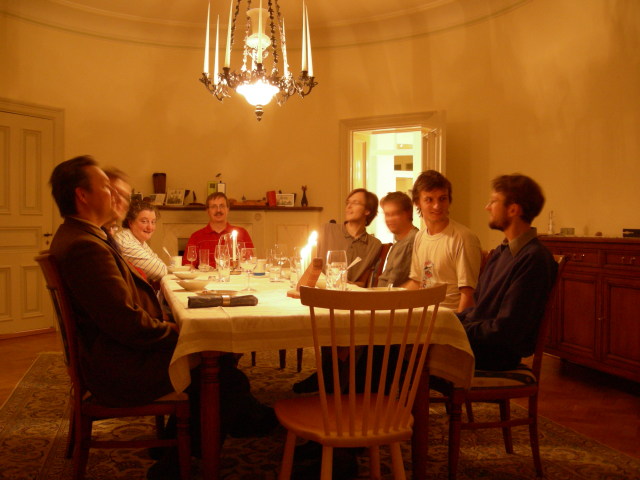 [dinner.jpg]