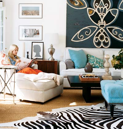 [1147586_blue-ottoman_xl.jpg]