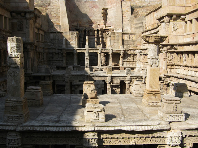 rani ki vav stepwell patan gujarat travel tourism carvings