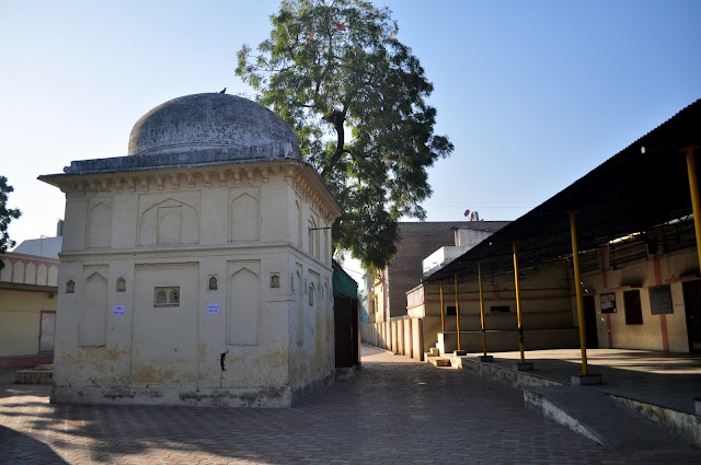 mosques of ahmedabad pir kamal malik alim masjid islam muslim