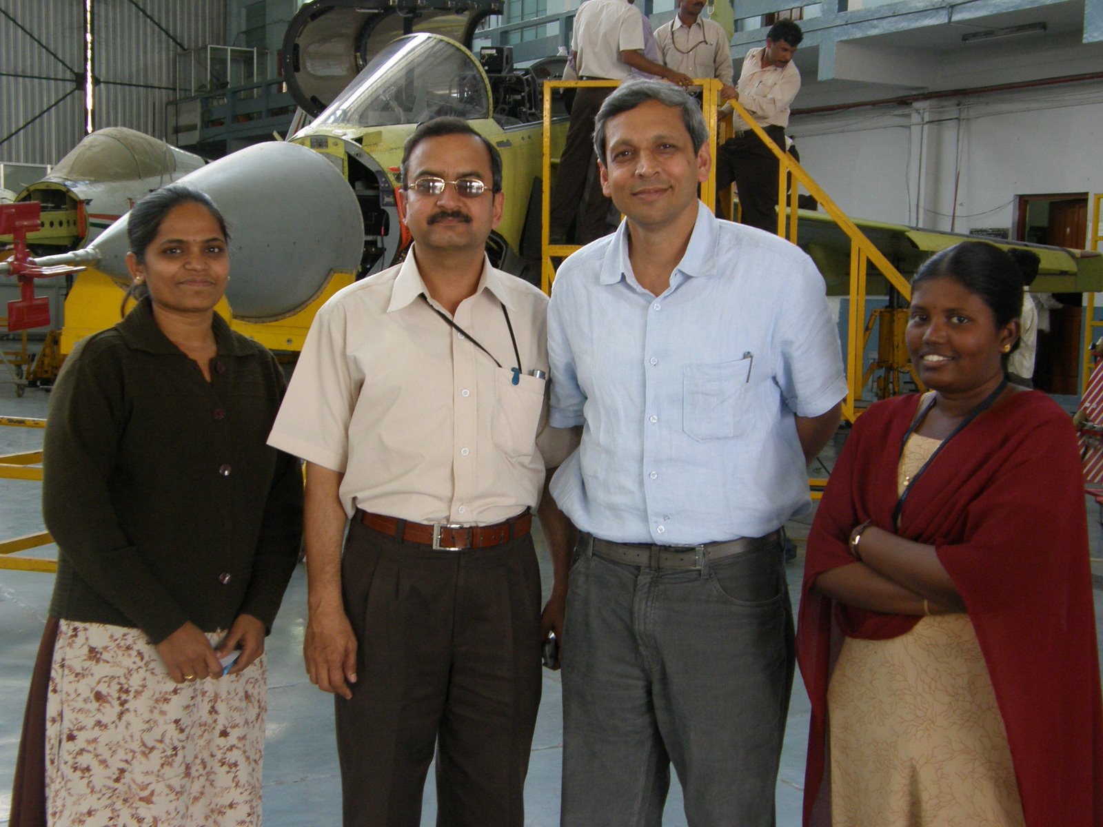 [LCA+trainer+group.JPG]