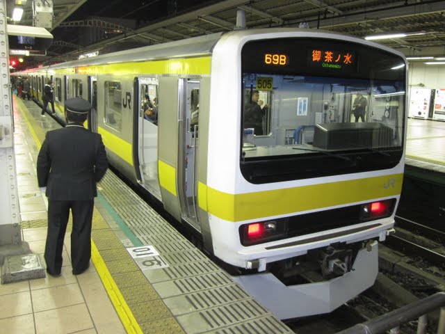 中央・総武緩行線　お茶の水行き　E231系(早朝夜間運行)