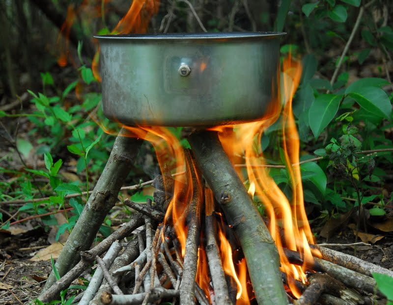 bug-out-survival-simple-low-cost-foods-for-wilderness-travel