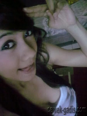 Gambar Bogel Sweet Kiera in da house   Melayu Boleh.Com