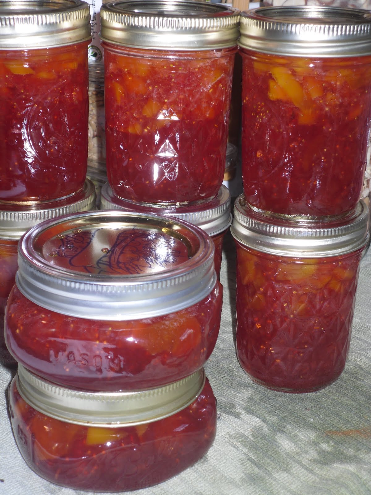 Simply Loving Home StrawberryMango Jam September's STONE/PITTED
