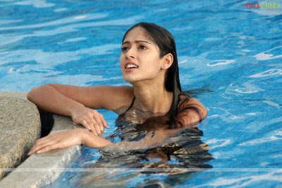 ileana1123.jpg
