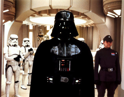 https://4.bp.blogspot.com/_zgGAoNkyX_w/TUSjIwT6fMI/AAAAAAAAAkA/nQlwhxRr4zU/s400/darth-vader.jpg