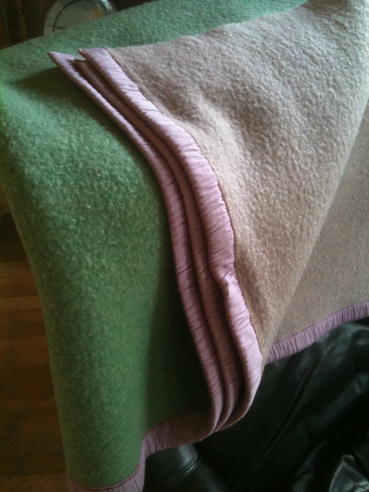 SEATTLE JUNK LOVE SOLD vintage 100 wool Trail's End blanket 60