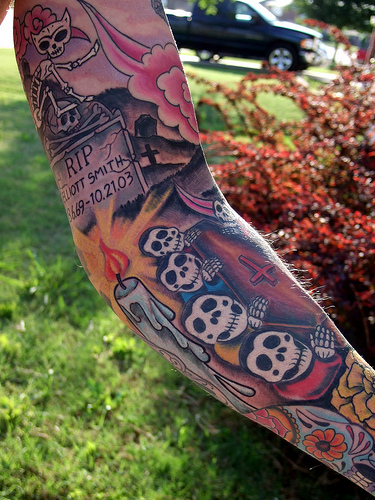 sleeve tattoos designs. sleeve tattoos with roses.