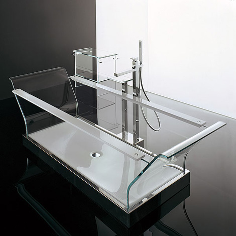 Novellini Cristal glass bathtub