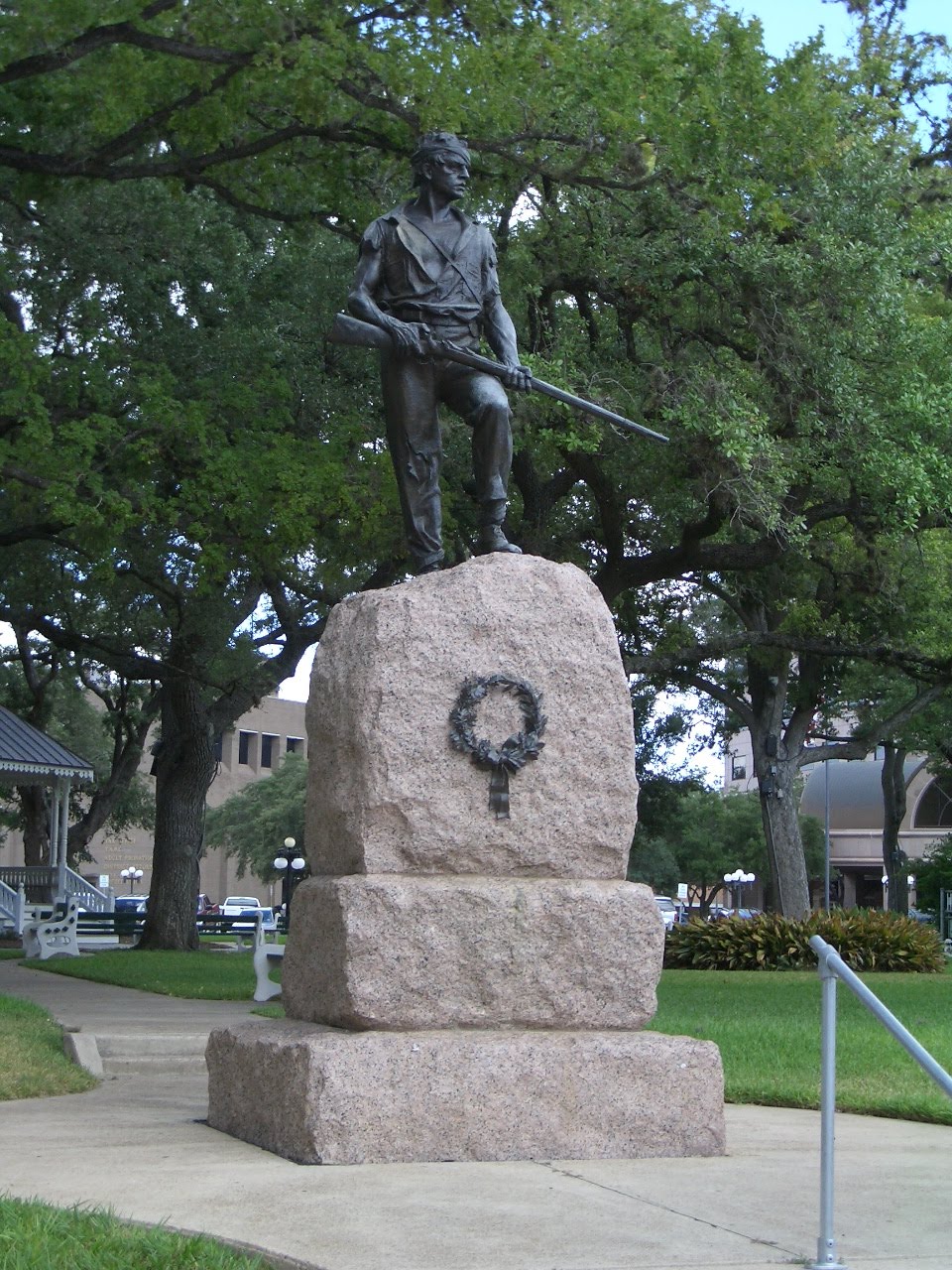[0130+Square+Confederate+statue.JPG]