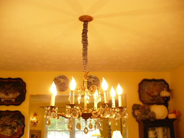 [chandelier.JPG]