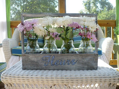 fleurs crate with ball jars