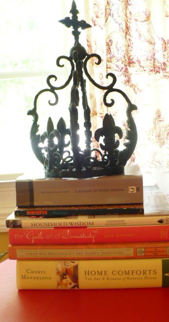 [homemakingbooks3.JPG]