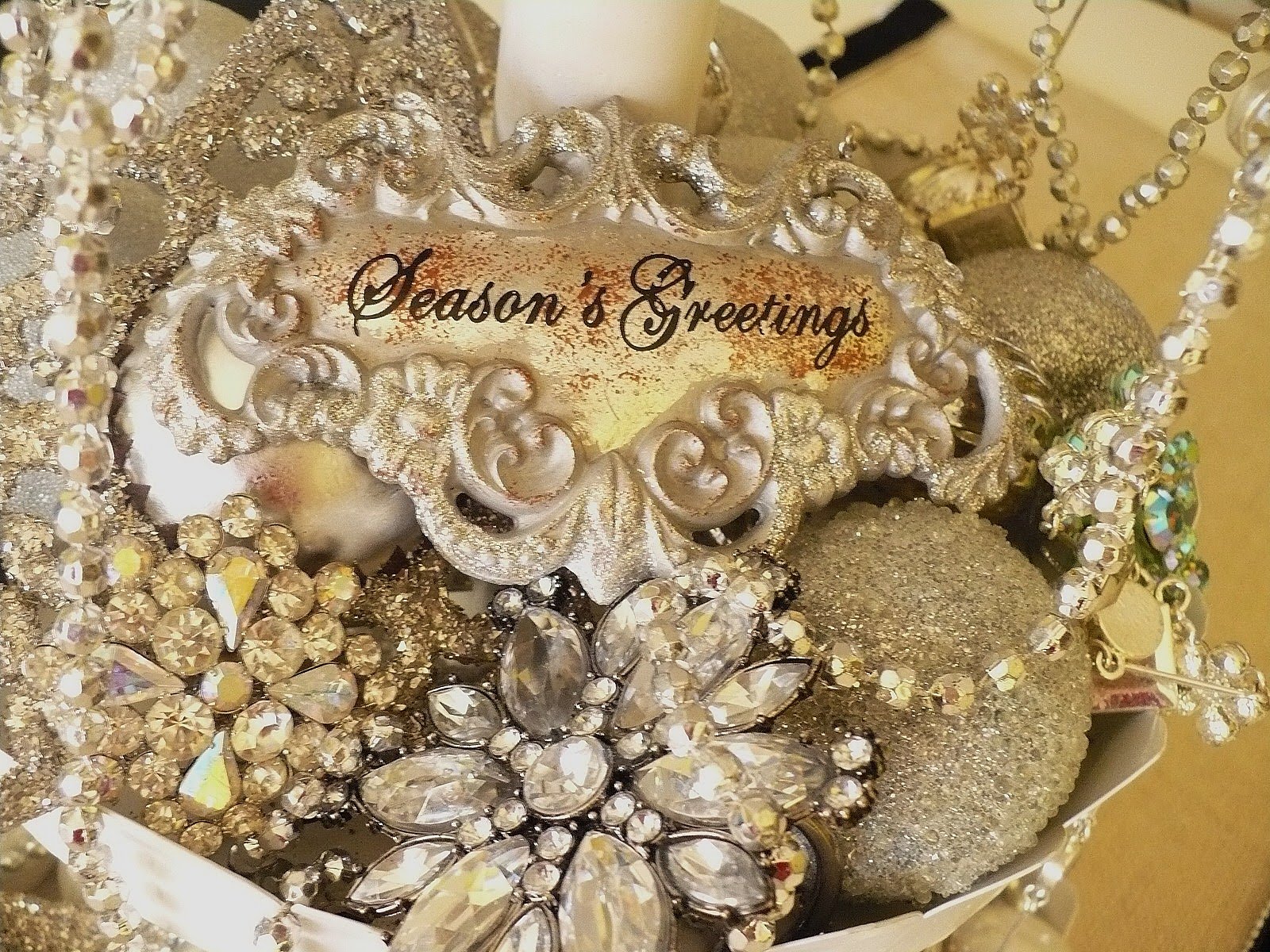 [seasonsgreetings.JPG]