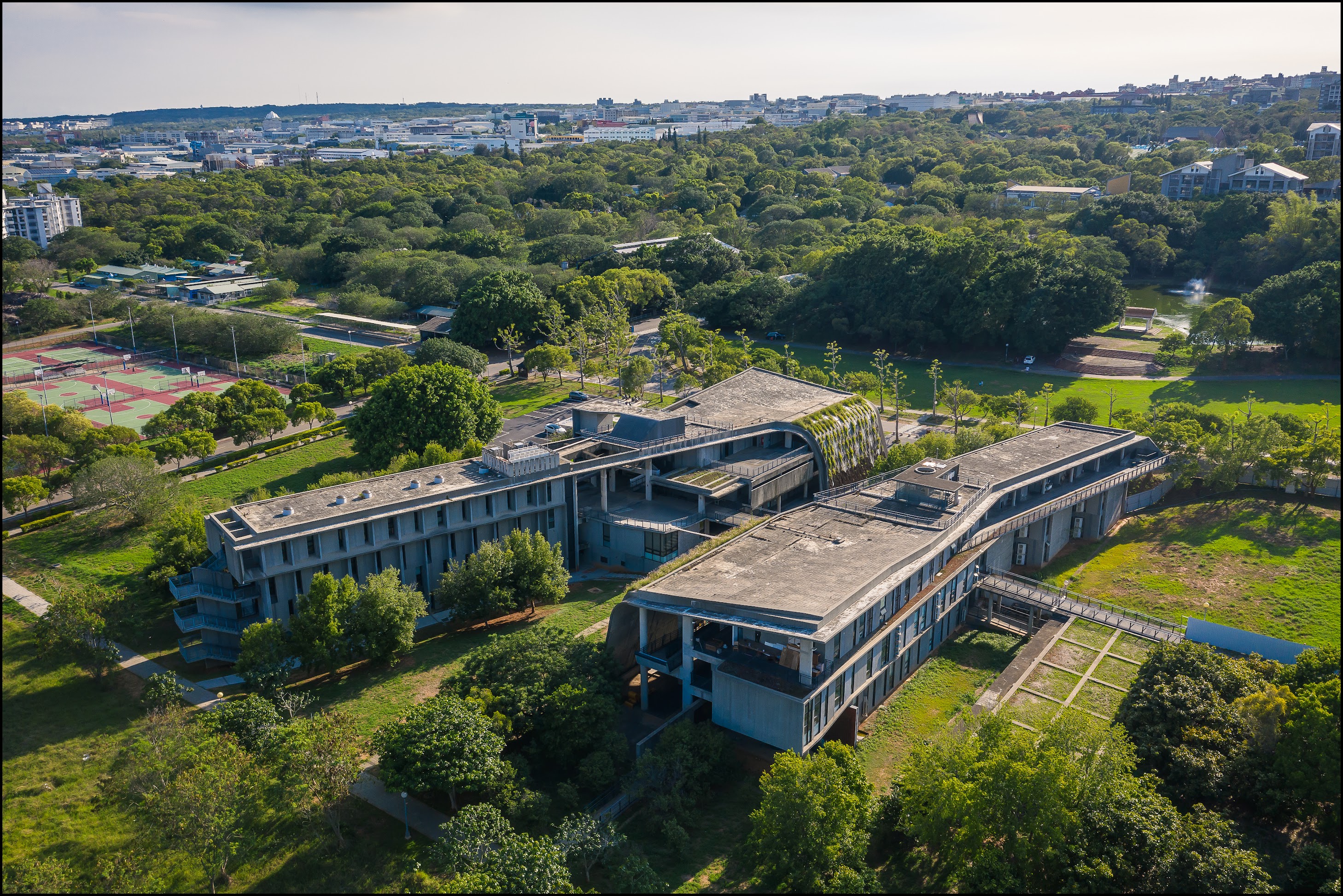 東海大學音樂系館